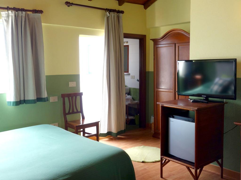 Bed And Breakfast Sorriso Taormina Exterior photo